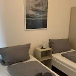 Bege Editstay Mönchengladbach